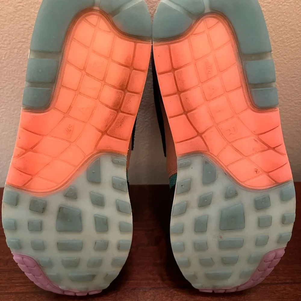 Nike Air Max 1 Have A Nike Day 2019 - BQ8929-500 - Picture 7 of 9